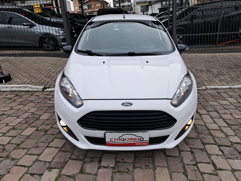 FIESTA 1.6 SE HATCH 16V FLEX 4P MANUAL - 2017 - CAXIAS DO SUL