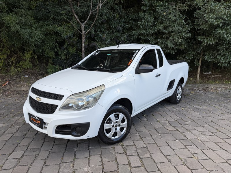 MONTANA 1.4 MPFI LS CS 8V FLEX 2P MANUAL