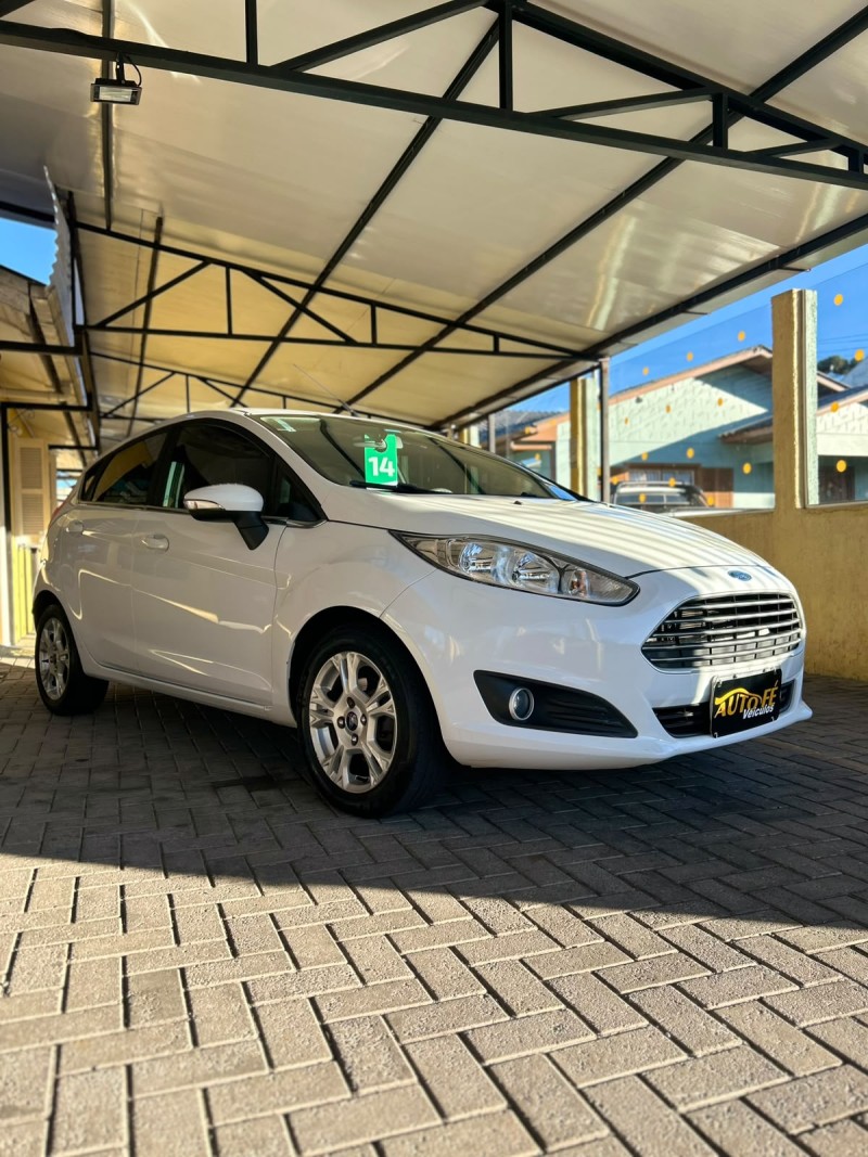 FIESTA 1.5 SE HATCH 16V FLEX 4P MANUAL - 2014 - CANELA