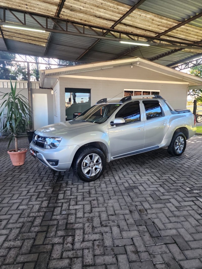 oroch 1.6 16v dynamique flex 4p manual 2021 caxias do sul