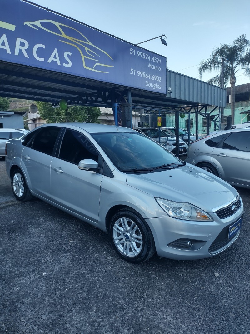 FOCUS 1.6 SE SEDAN 16V FLEX 4P MANUAL - 2013 - VALE REAL
