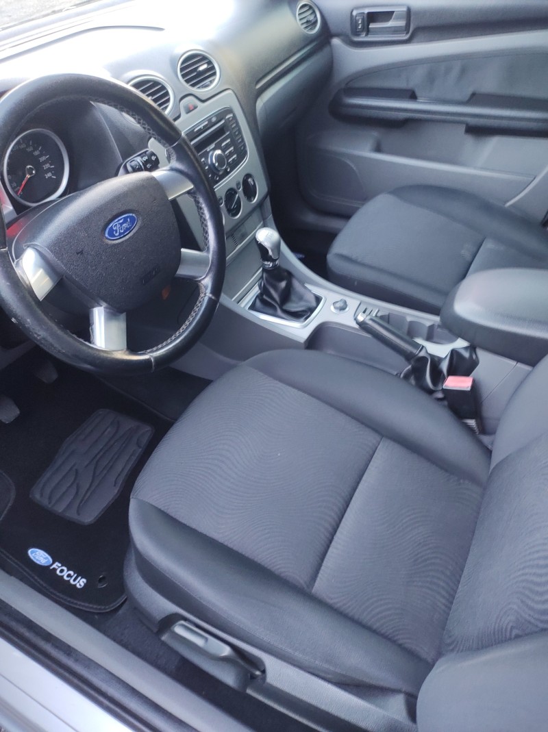 FOCUS 1.6 SE SEDAN 16V FLEX 4P MANUAL - 2013 - VALE REAL