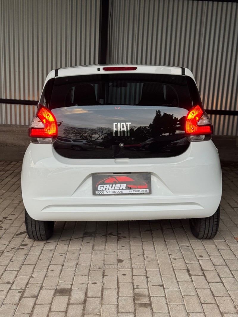 MOBI 1.0 8V EVO FLEX LIKE. ON MANUAL - 2020 - ENCANTADO