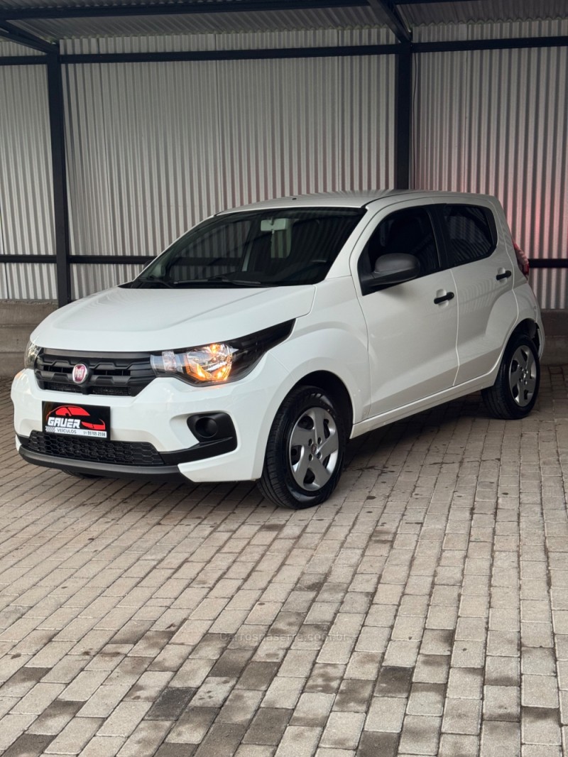 MOBI 1.0 8V EVO FLEX LIKE. ON MANUAL - 2020 - ENCANTADO
