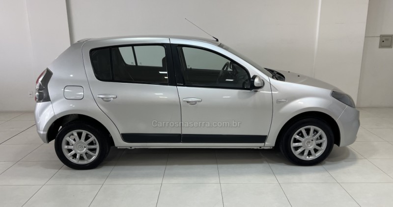 SANDERO 1.6 PRIVILÉGE 8V FLEX 4P AUTOMÁTICO - 2014 - BENTO GONçALVES