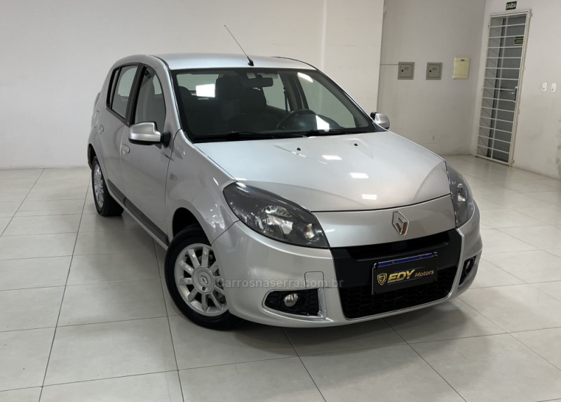 SANDERO 1.6 PRIVILÉGE 8V FLEX 4P AUTOMÁTICO - 2014 - BENTO GONçALVES