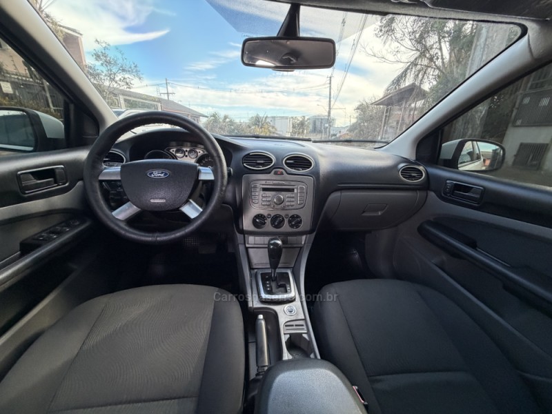 FOCUS 2.0 SE HATCH 16V FLEX 4P AUTO - 2012 - CAXIAS DO SUL