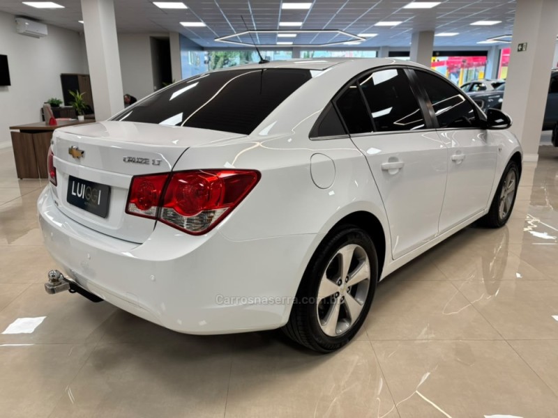 CRUZE 1.8 LT 16V FLEX 4P AUTOMÁTICO - 2014 - CARLOS BARBOSA