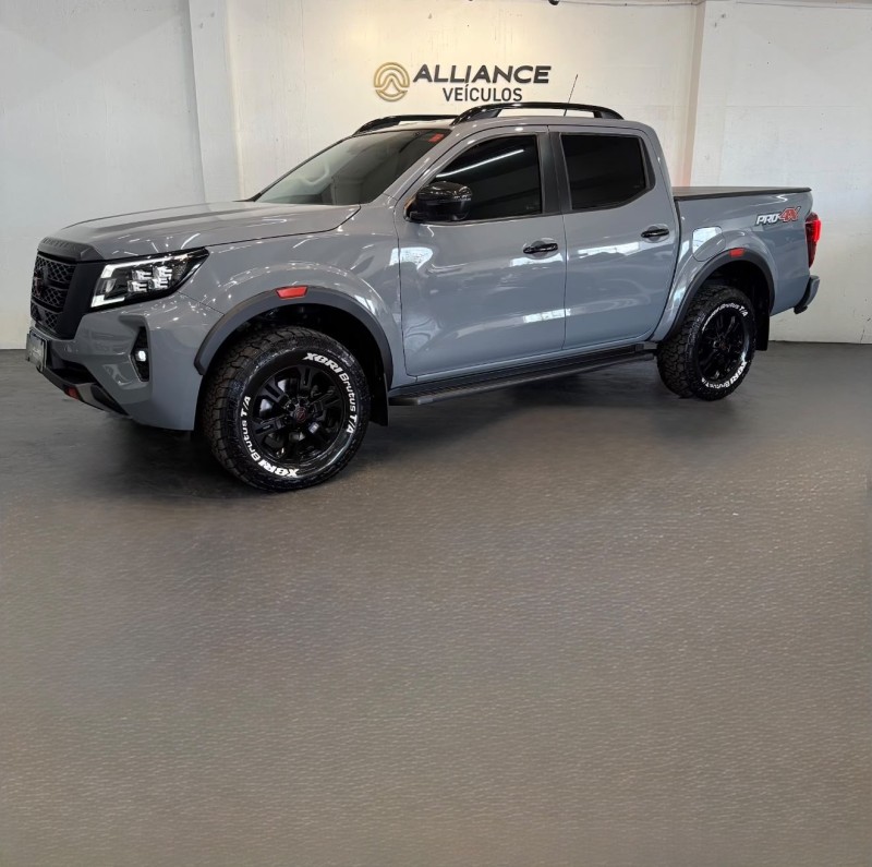 FRONTIER 2.3 PRO4X 4X4 CD BI-TURBO DIESEL 4P AUTOMÁTICO