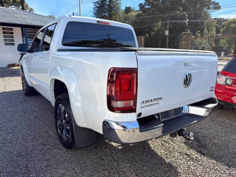 AMAROK 2.0 HIGHLINE 4X4 CD 16V TURBO INTERCOOLER DIESEL 4P AUTOMÁTICO - 2017 - CANELA