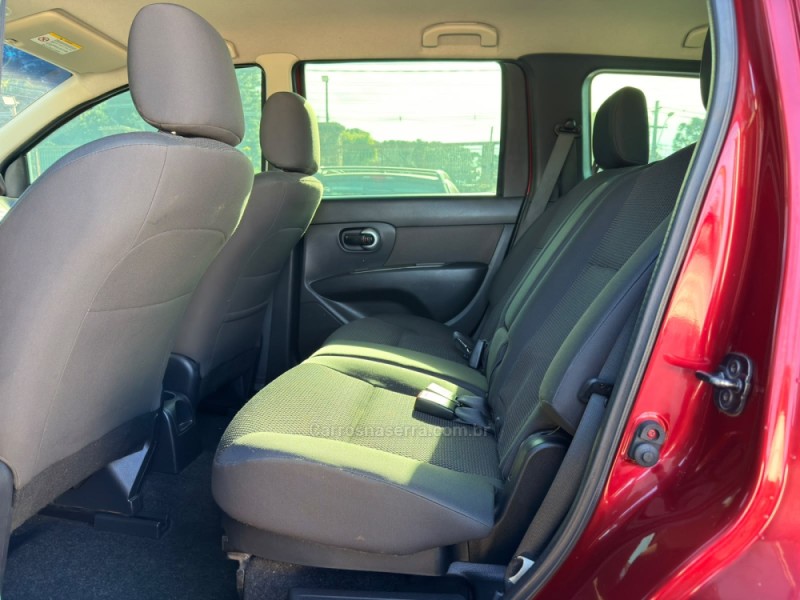 GRAND LIVINA 1.8 S 16V FLEX 4P MANUAL - 2013 - CANELA