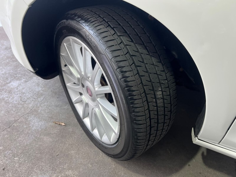BRAVO 1.8 ESSENCE 16V FLEX 4P MANUAL - 2011 - CAXIAS DO SUL