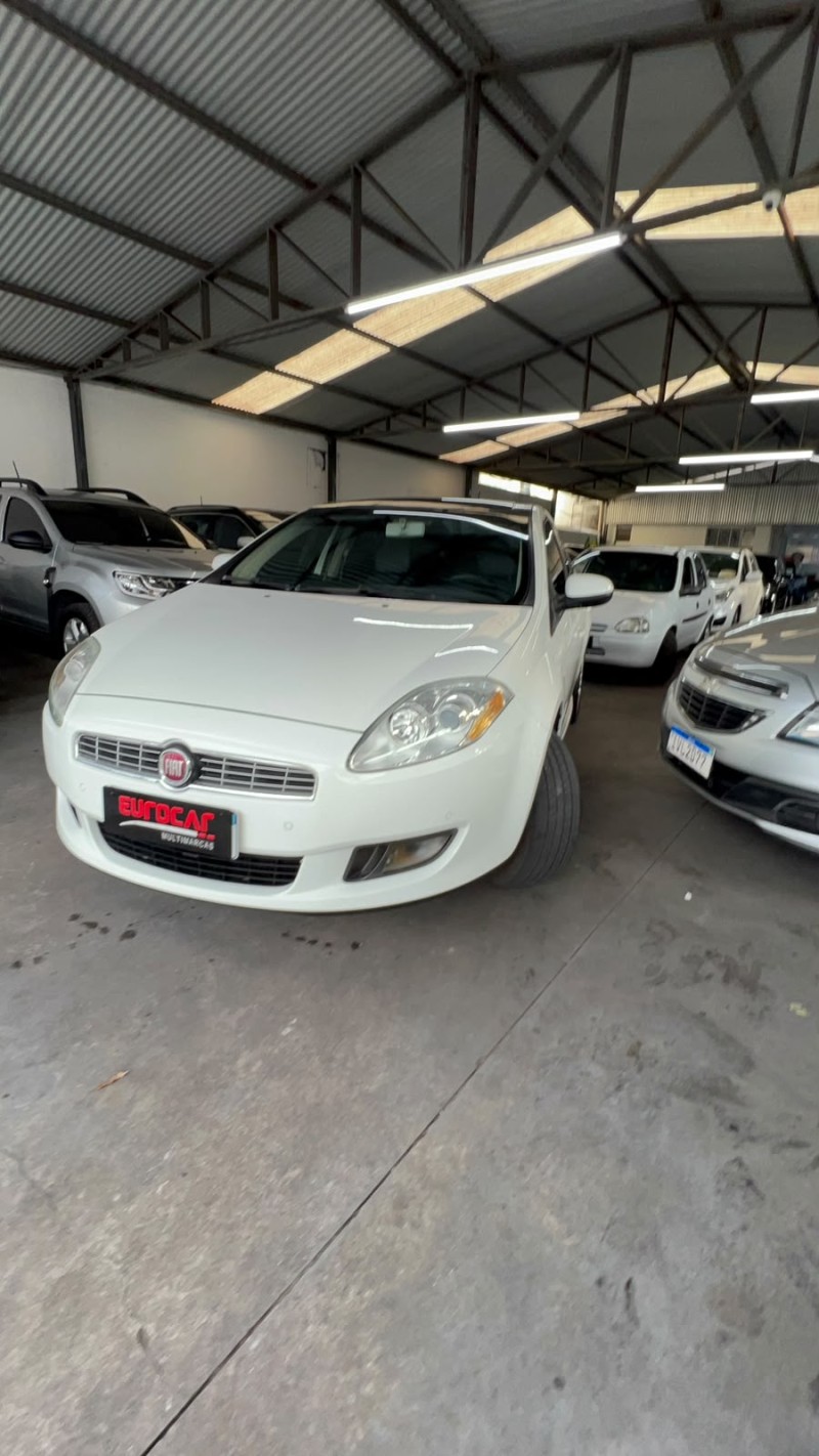 BRAVO 1.8 ESSENCE 16V FLEX 4P MANUAL - 2011 - CAXIAS DO SUL