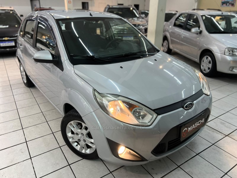 FIESTA 1.0 MPI CLASS HATCH 8V FLEX 4P MANUAL - 2011 - CAXIAS DO SUL