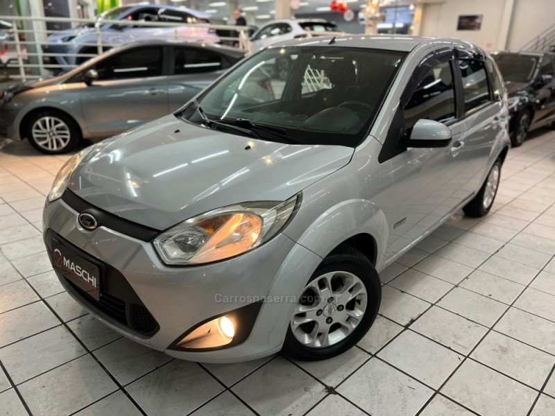 fiesta 1.0 mpi class hatch 8v flex 4p manual 2011 caxias do sul