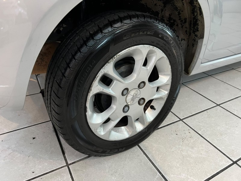 FIESTA 1.0 MPI CLASS HATCH 8V FLEX 4P MANUAL - 2011 - CAXIAS DO SUL