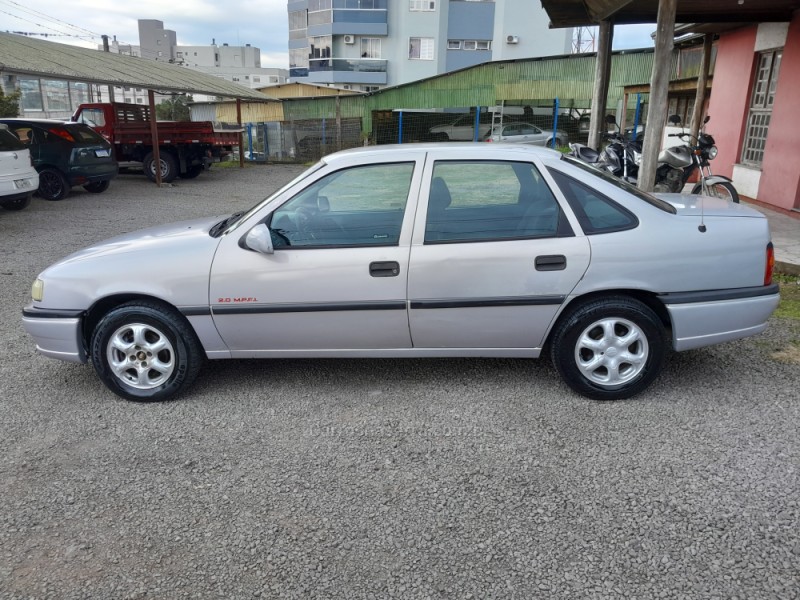 VECTRA 2.0 MPFI GLS 8V GASOLINA 4P MANUAL - 1994 - VERANóPOLIS