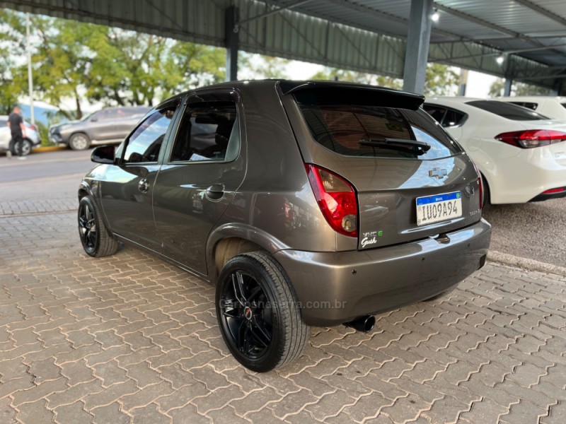 CELTA 1.0 MPFI LT 8V FLEX 4P MANUAL - 2014 - BOM PRINCíPIO