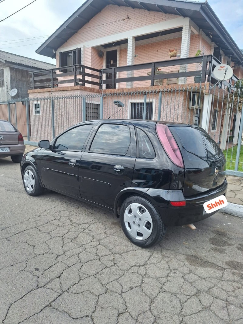 CELTA 1.4 MPFI SUPER 8V FLEX 4P MANUAL - 2011 - CAXIAS DO SUL