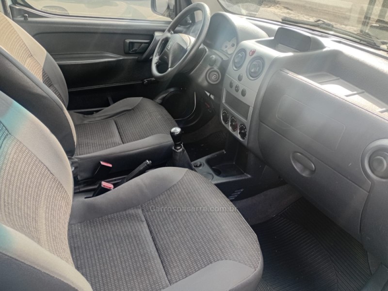 PARTNER 1.6 FURGÃO 16V GASOLINA 2P MANUAL - 2017 - CAXIAS DO SUL