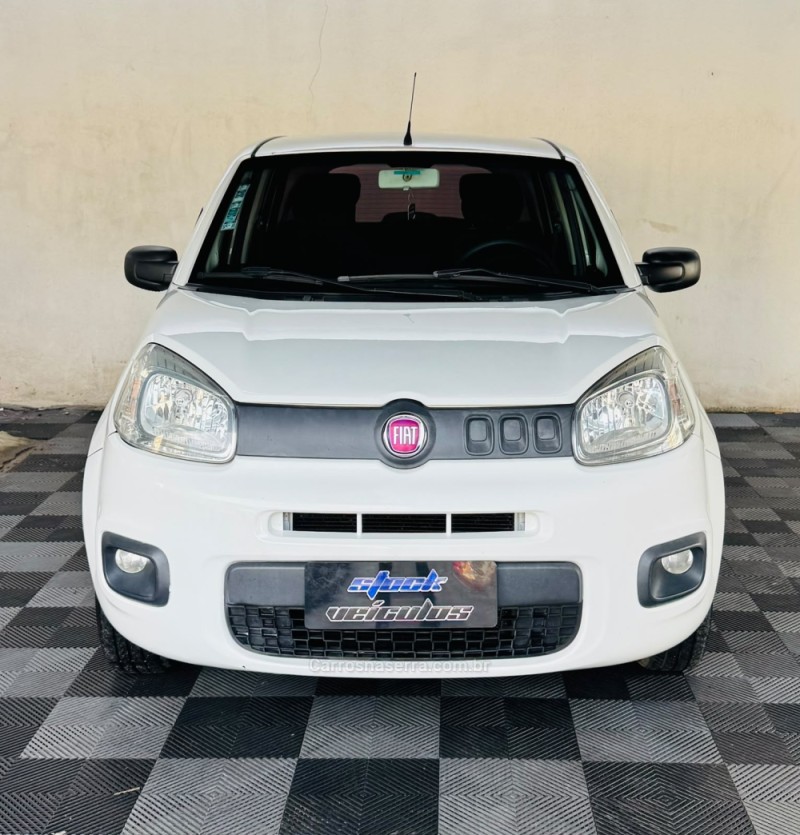 UNO 1.0 EVO ATTRACTIVE 8V FLEX 4P MANUAL - 2016 - NOVO HAMBURGO