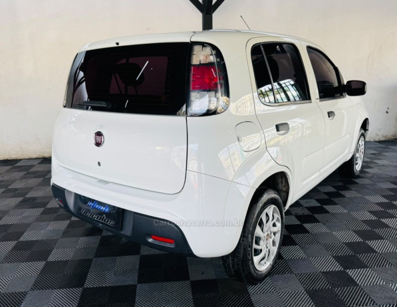 UNO 1.0 EVO ATTRACTIVE 8V FLEX 4P MANUAL - 2016 - NOVO HAMBURGO