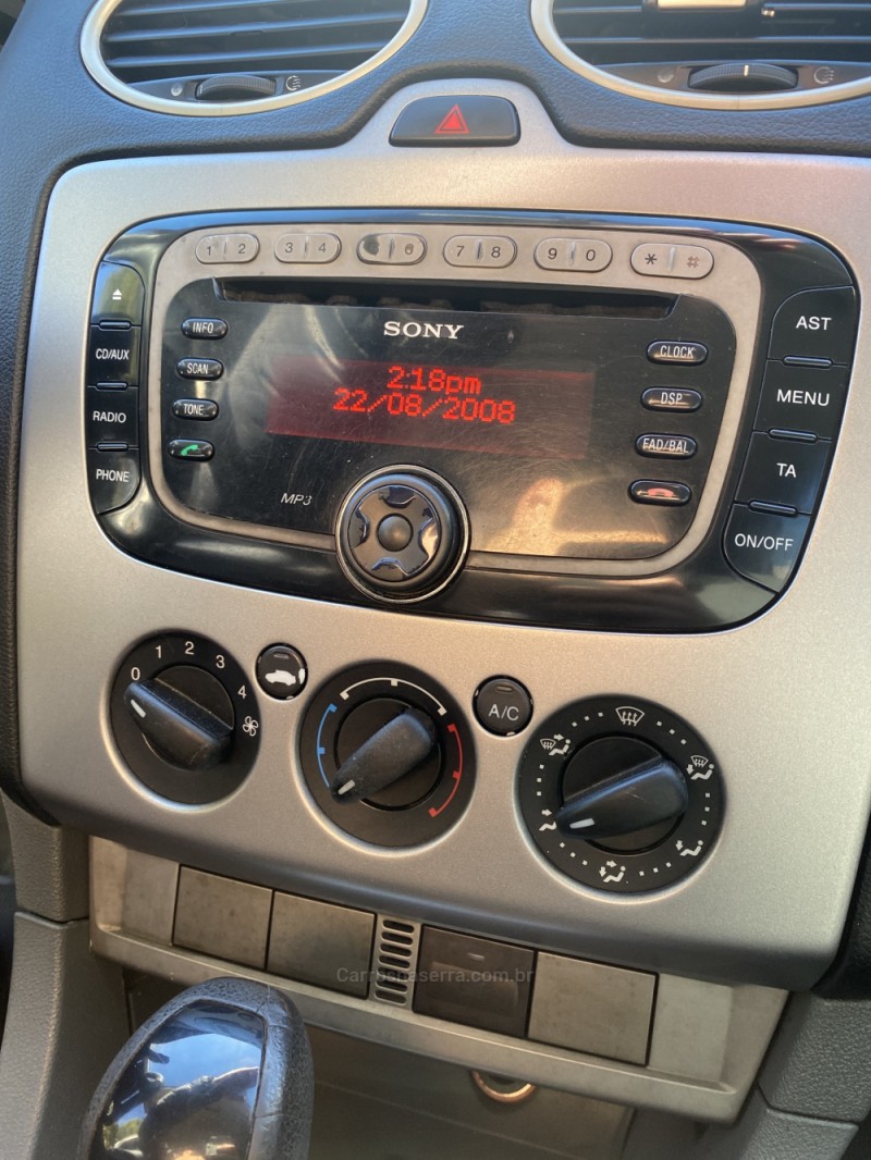 FOCUS 2.0 GLX SEDAN 16V GASOLINA 4P AUTOMÁTICO - 2009 - FARROUPILHA