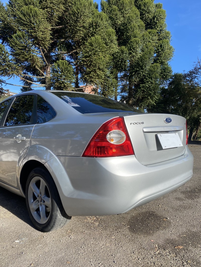FOCUS 2.0 GLX SEDAN 16V GASOLINA 4P AUTOMÁTICO - 2009 - FARROUPILHA