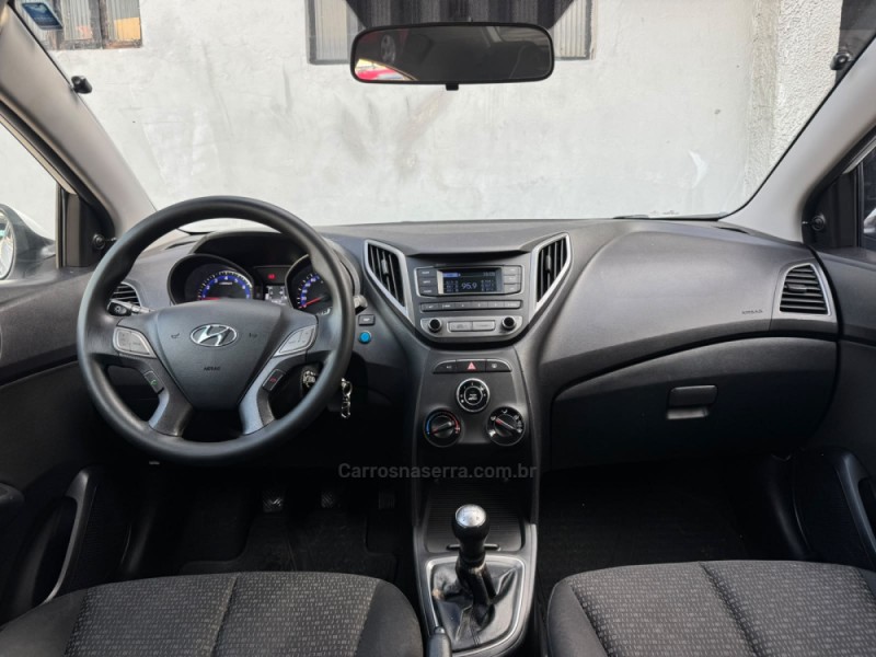 HB20 1.0 COMFORT 16V FLEX 4P MANUAL - 2018 - NOVO HAMBURGO