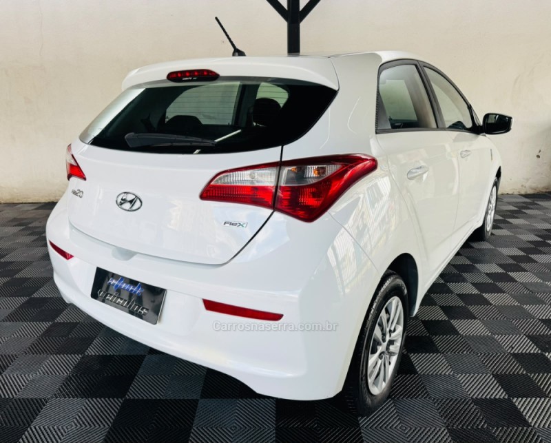 HB20 1.0 COMFORT 16V FLEX 4P MANUAL - 2018 - NOVO HAMBURGO