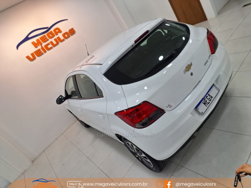 ONIX 1.4 MPFI LTZ 8V FLEX 4P AUTOMÁTICO - 2016 - BENTO GONçALVES