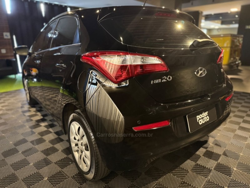 HB20 1.6 COMFORT STYLE 16V FLEX 4P MANUAL - 2017 - FARROUPILHA
