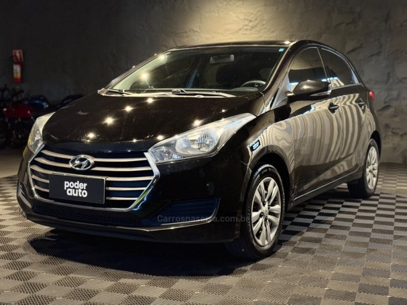 HB20 1.6 COMFORT STYLE 16V FLEX 4P MANUAL - 2017 - FARROUPILHA