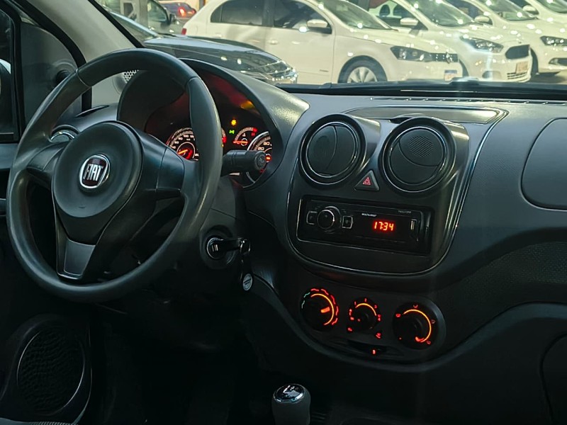 PALIO 1.6 MPI ESSENCE 16V FLEX 4P MANUAL - 2014 - CAXIAS DO SUL
