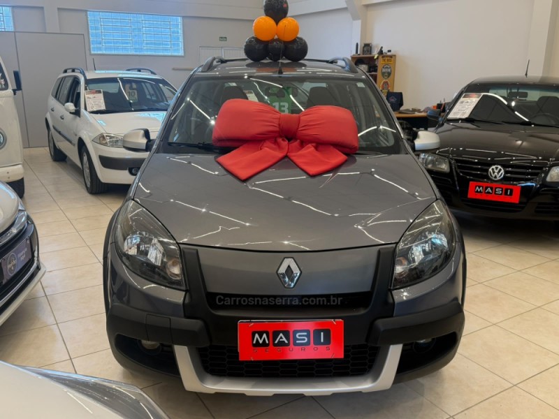 SANDERO 1.6 STEPWAY 8V FLEX 4P MANUAL - 2013 - CAXIAS DO SUL