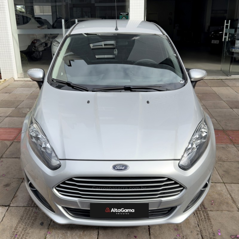FIESTA 1.6 SEL HATCH 16V FLEX 4P MANUAL - 2017 - FLORES DA CUNHA