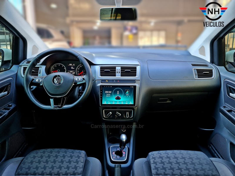 FOX 1.6 MSI COMFORTLINE 8V FLEX 4P AUTOMATIZADO - 2017 - NOVO HAMBURGO
