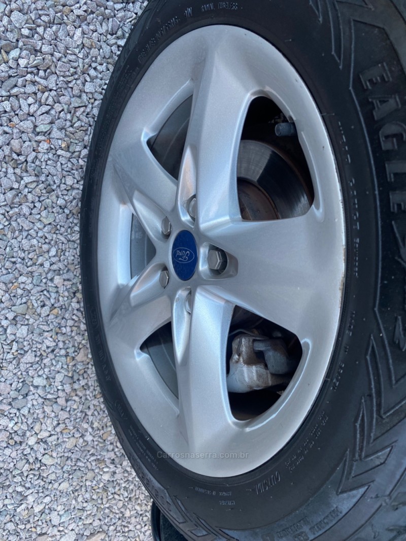 FOCUS 1.6 GLX 16V FLEX 4P MANUAL - 2012 - CAXIAS DO SUL