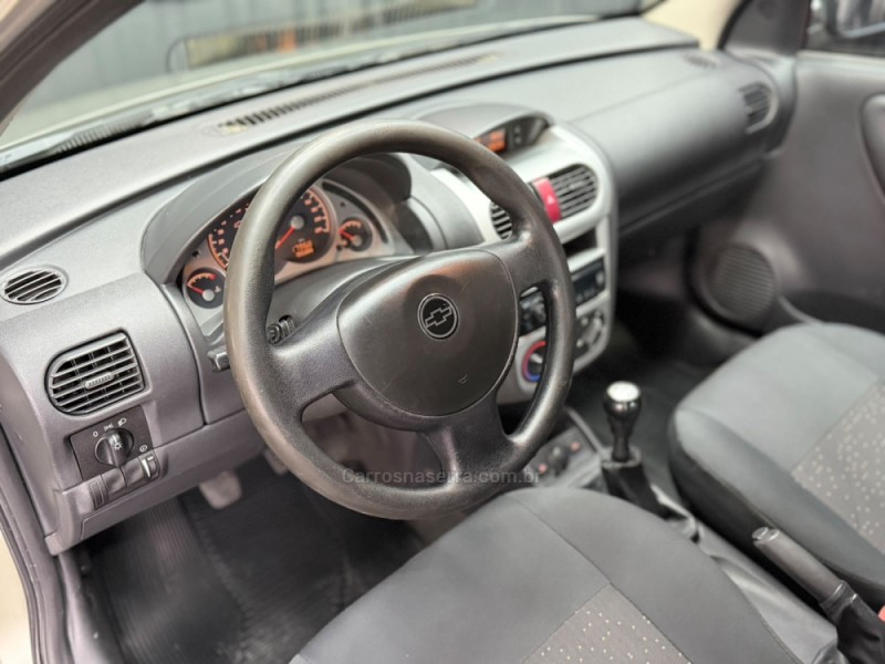 CORSA 1.4 MPFI PREMIUM SEDAN 8V FLEX 4P MANUAL - 2009 - CAXIAS DO SUL