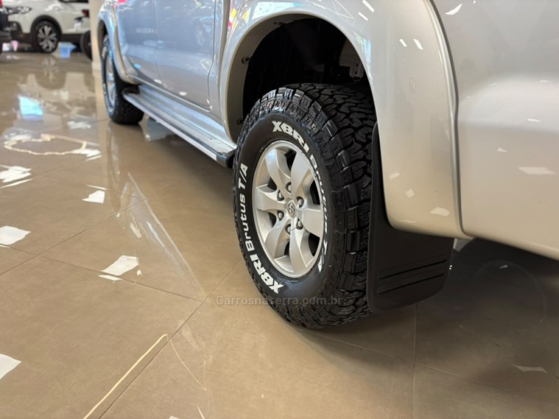 HILUX 3.0 SRV 4X4 CD 16V TURBO INTERCOOLER DIESEL 4P AUTOMÁTICO - 2014 - CARLOS BARBOSA