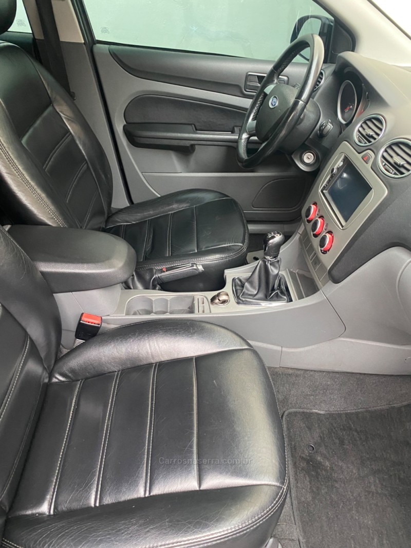 FOCUS 2.0 GLX 16V GASOLINA 4P MANUAL - 2009 - CAXIAS DO SUL
