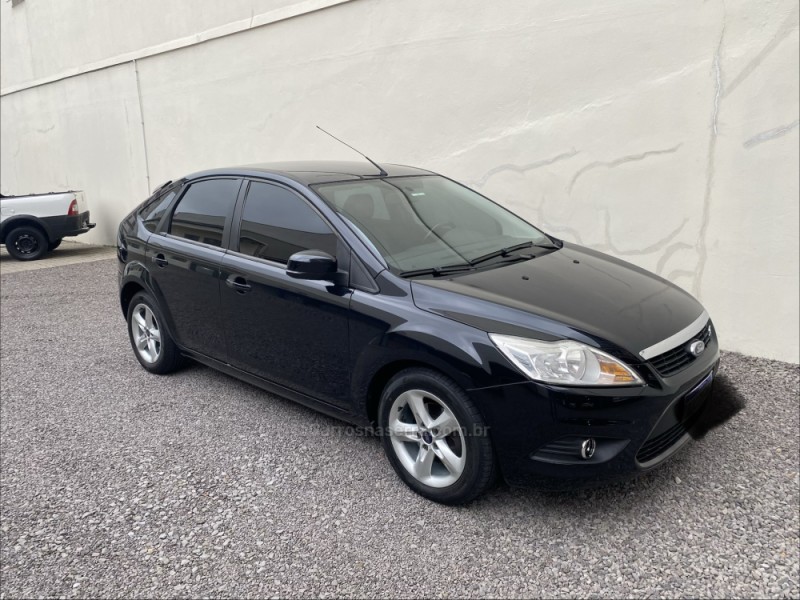 FOCUS 2.0 GLX 16V GASOLINA 4P MANUAL - 2009 - CAXIAS DO SUL