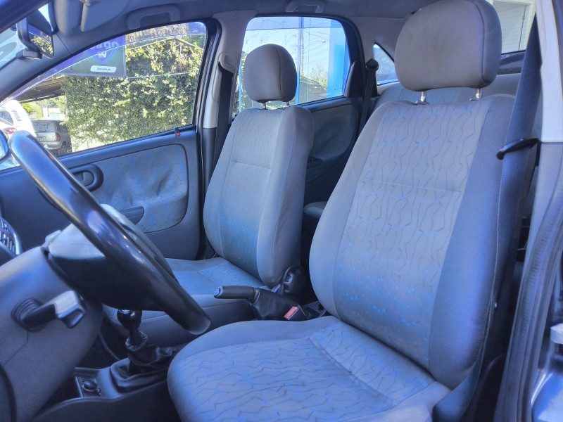 CORSA 1.0 MPFI MAXX SEDAN 8V FLEX 4P MANUAL - 2007 - SãO SEBASTIãO DO CAí