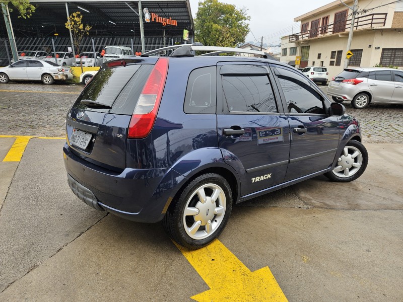 FIESTA 1.6 MPI HATCH 8V FLEX 4P MANUAL - 2006 - CAXIAS DO SUL