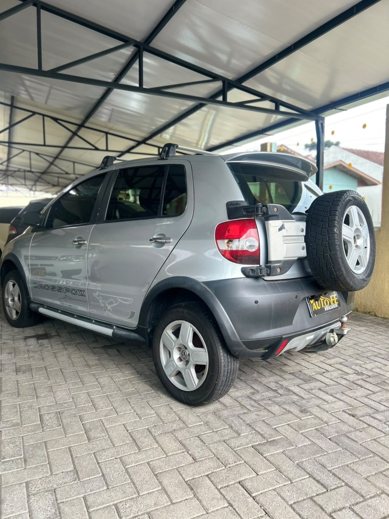 CROSSFOX 1.6 MI FLEX 8V 4P MANUAL - 2010 - CANELA