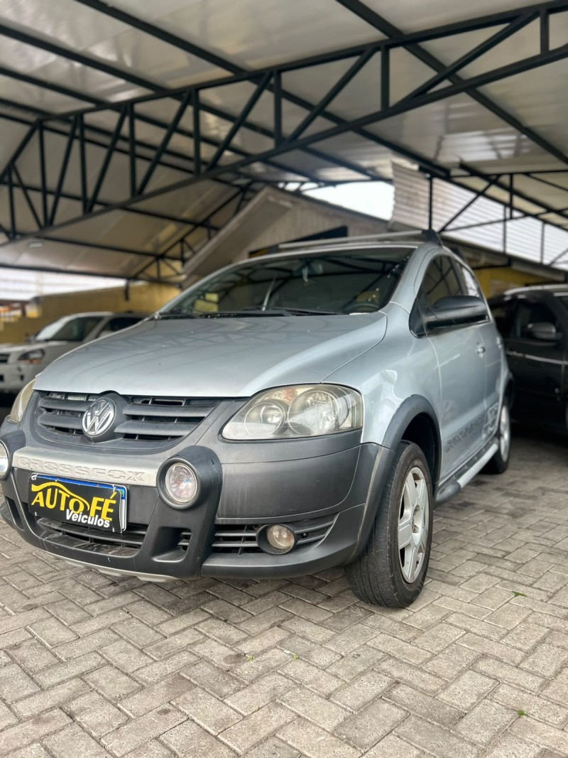 CROSSFOX 1.6 MI FLEX 8V 4P MANUAL - 2010 - CANELA