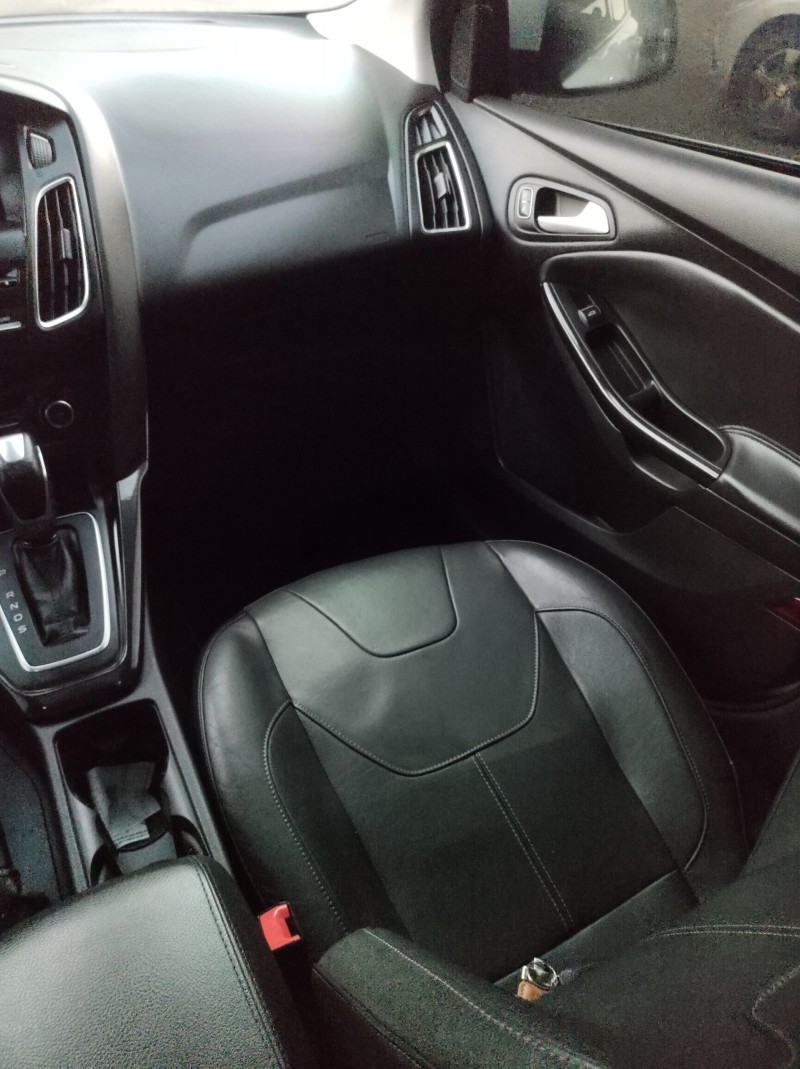 FOCUS 2.0 TITANIUM PLUS HATCH 16V FLEX 4P AUTO - 2016 - VALE REAL