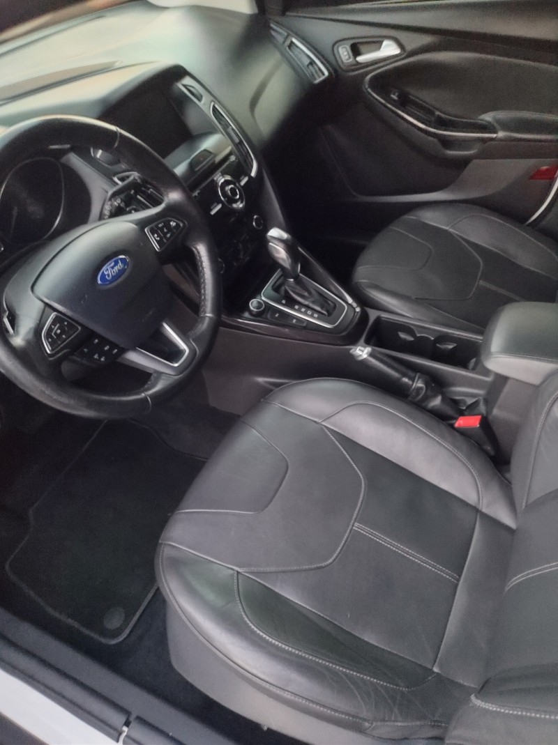 FOCUS 2.0 TITANIUM PLUS HATCH 16V FLEX 4P AUTO - 2016 - VALE REAL