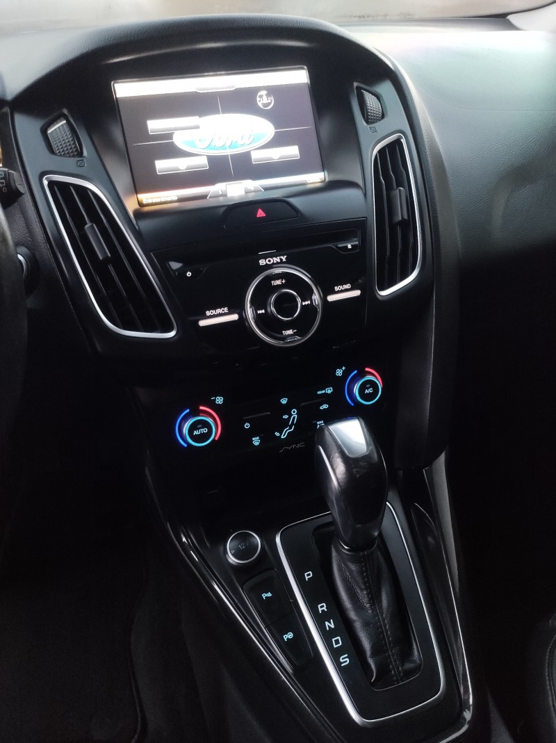 FOCUS 2.0 TITANIUM PLUS HATCH 16V FLEX 4P AUTO - 2016 - VALE REAL