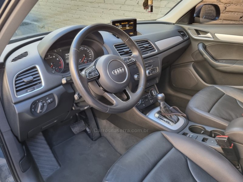 Q3 1.4 TFSI AMBIENTE GASOLINA 4P S TRONIC - 2017 - CAXIAS DO SUL